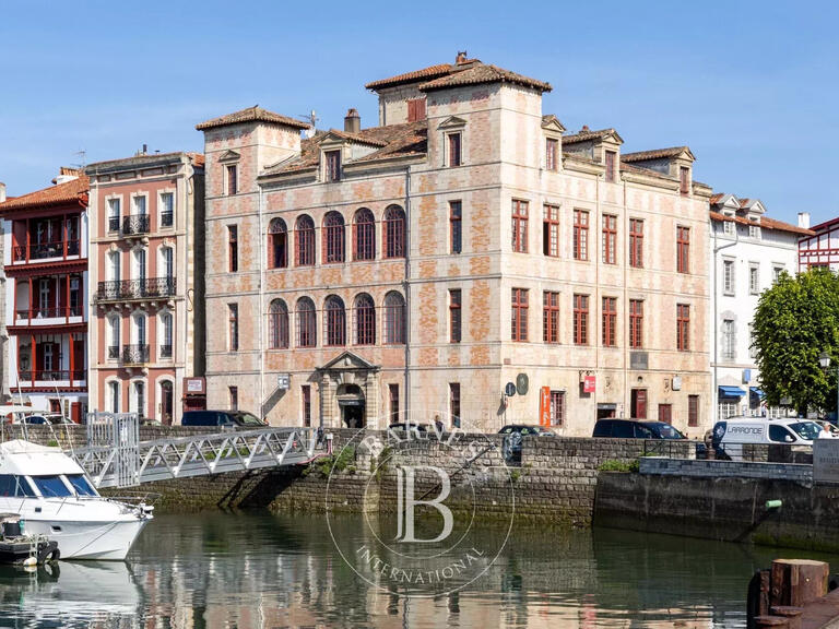 House Saint-Jean-de-Luz - 1024m²