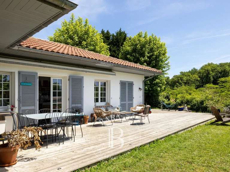 Maison Saint-Jean-de-Luz - 4 chambres - 190m²