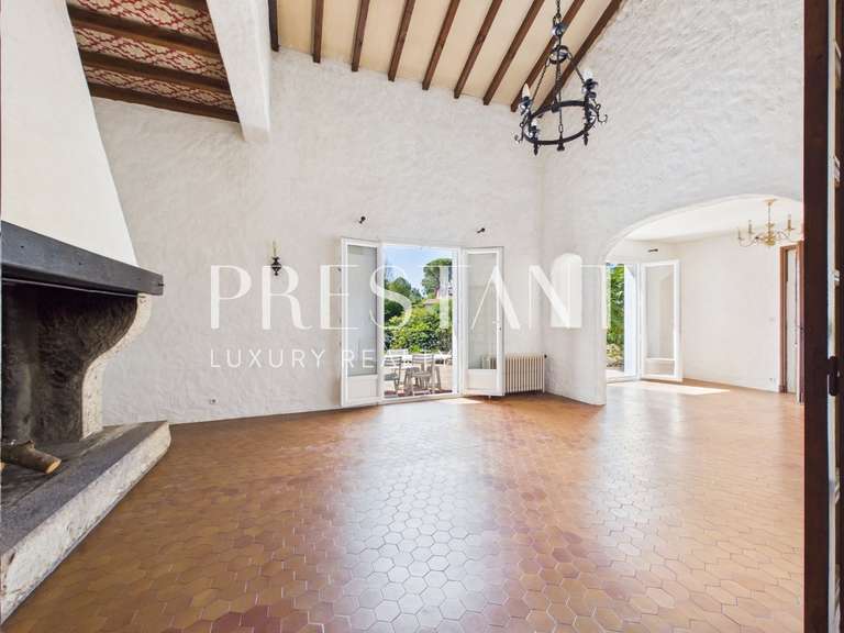 Maison Saint-Jean-de-Luz - 9 chambres - 255m²