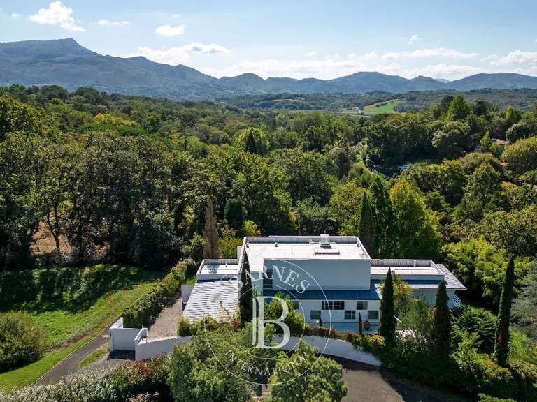 Maison Saint-Jean-de-Luz - 3 chambres - 380m²