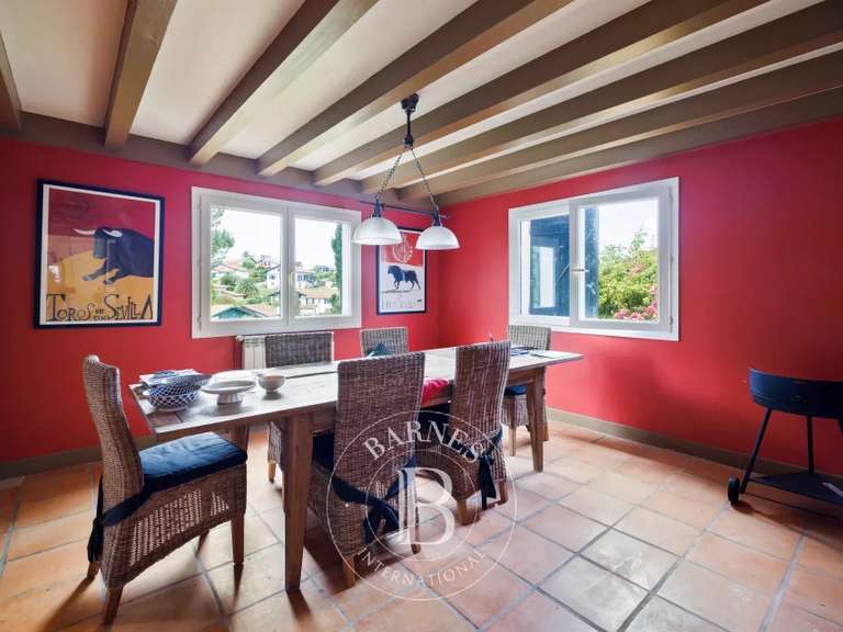 Maison Saint-Jean-de-Luz - 5 chambres - 210m²