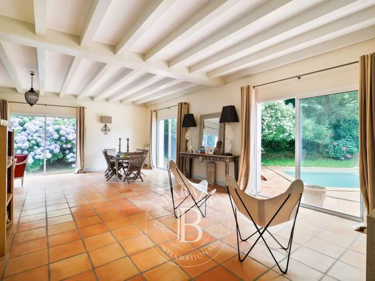 Maison Saint-Jean-de-Luz - 5 chambres - 210m²