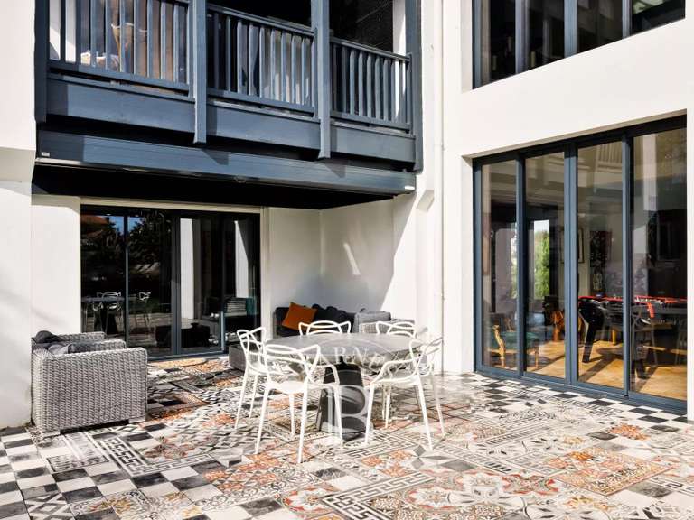 Maison Saint-Jean-de-Luz - 10 chambres - 460m²