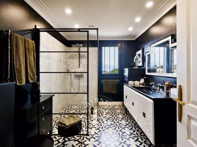 Maison Saint-Jean-de-Luz - 10 chambres - 460m²