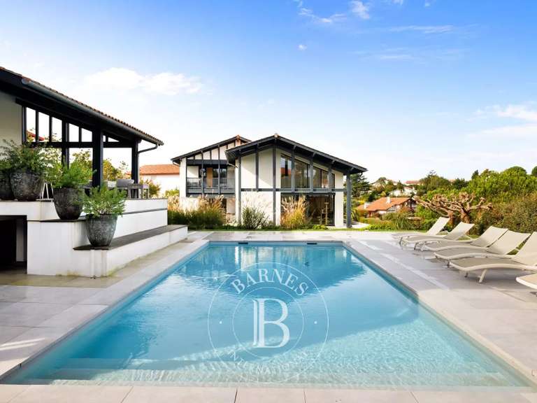 Maison Saint-Jean-de-Luz - 10 chambres - 460m²