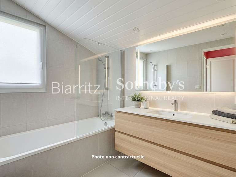 Maison Saint-Jean-de-Luz - 4 chambres - 150m²