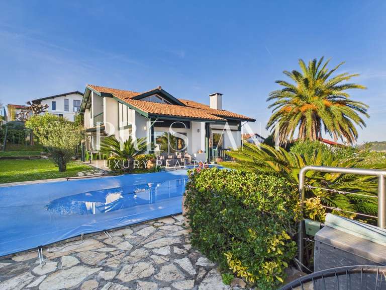 House with Sea view Saint-Jean-de-Luz - 5 bedrooms - 230m²