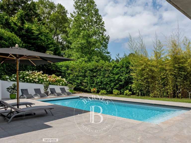 Maison Saint-Jean-de-Luz - 4 chambres - 220m²