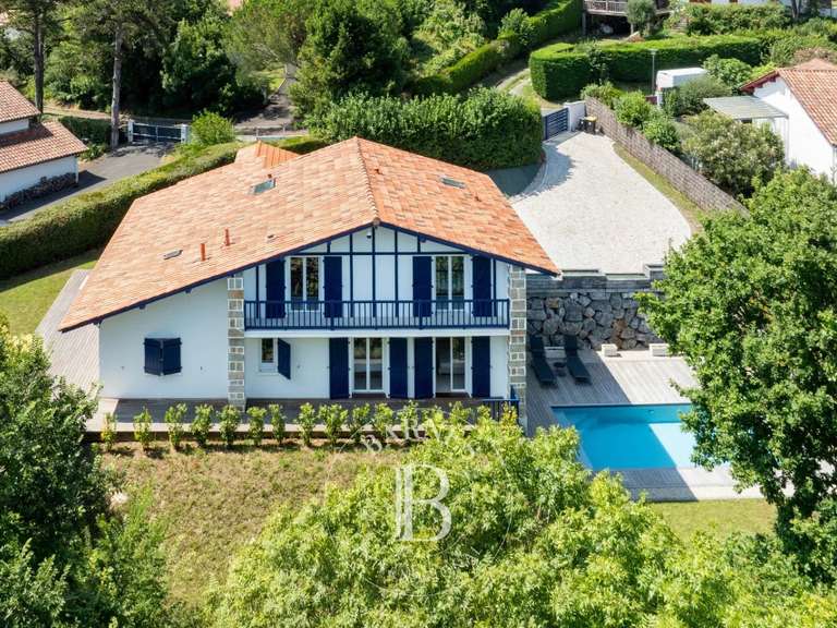 House Saint-Jean-de-Luz - 6 bedrooms - 250m²
