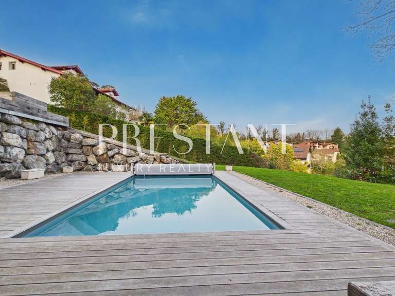 Maison Saint-Jean-de-Luz - 6 chambres - 182m²