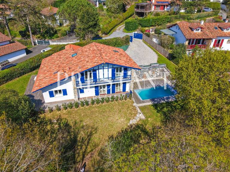 Maison Saint-Jean-de-Luz - 6 chambres - 182m²