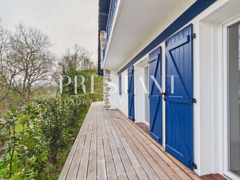 Maison Saint-Jean-de-Luz - 6 chambres - 182m²