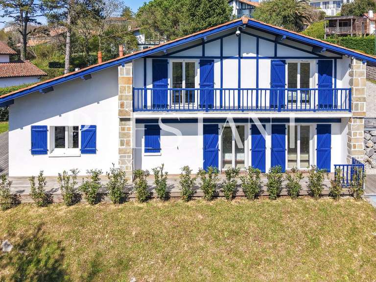 Maison Saint-Jean-de-Luz - 6 chambres - 182m²