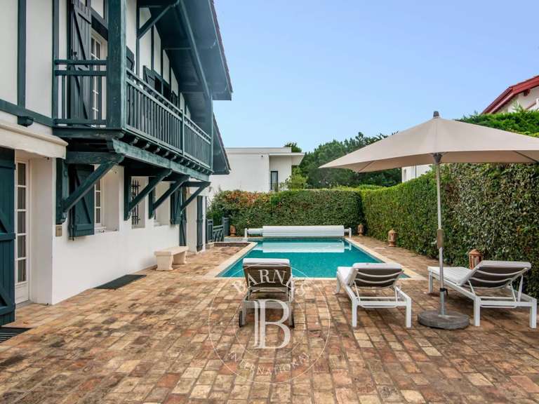 House Saint-Jean-de-Luz - 5 bedrooms - 180m²