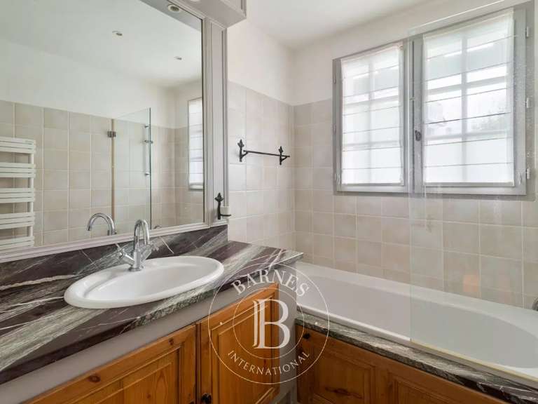 House Saint-Jean-de-Luz - 5 bedrooms - 180m²