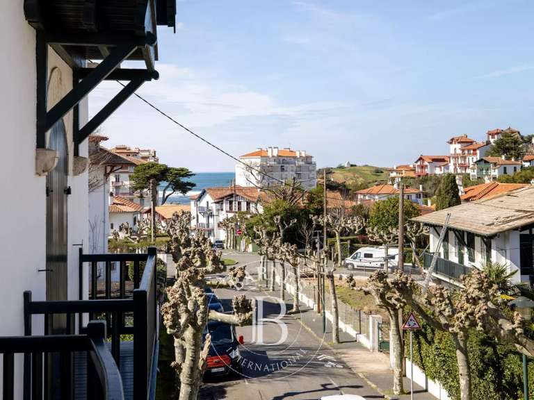 Maison Saint-Jean-de-Luz - 6 chambres - 200m²