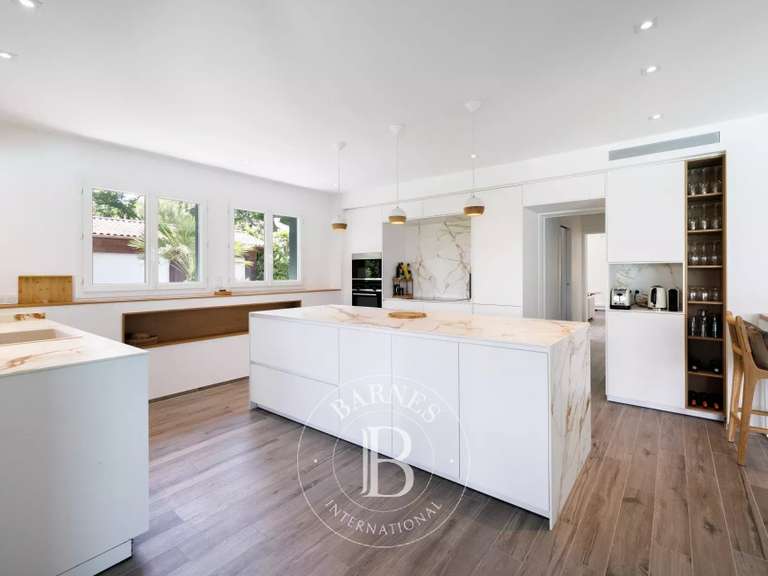 Maison Saint-Jean-de-Luz - 5 chambres - 350m²