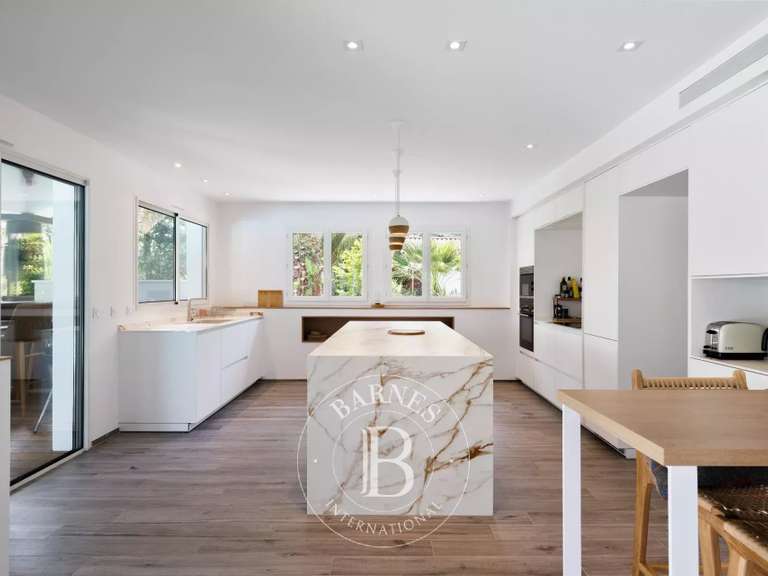 Maison Saint-Jean-de-Luz - 5 chambres - 350m²