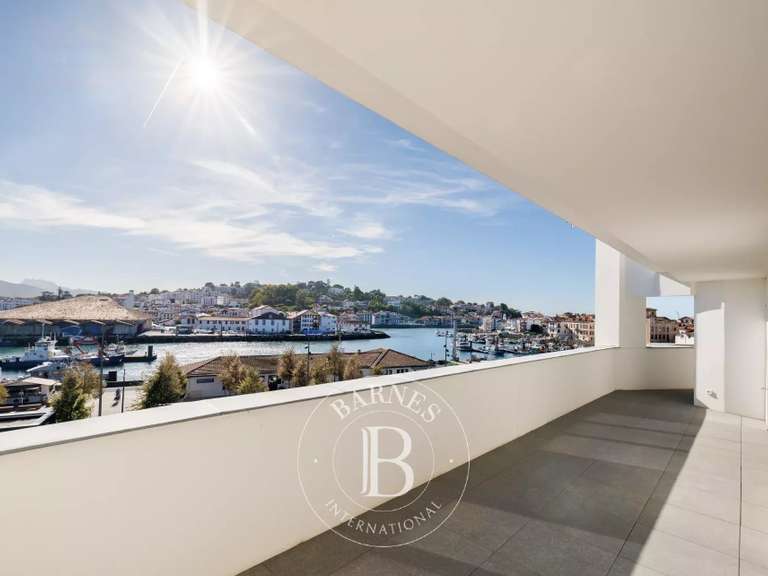 Maison Saint-Jean-de-Luz - 6 chambres - 280m²
