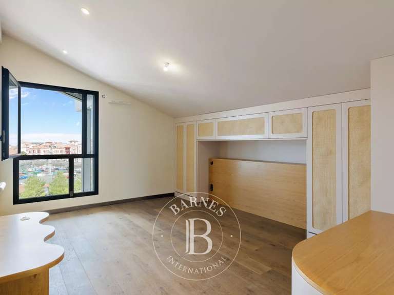 Maison Saint-Jean-de-Luz - 6 chambres - 280m²
