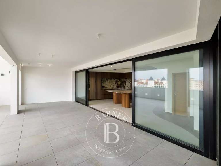 Maison Saint-Jean-de-Luz - 6 chambres - 280m²