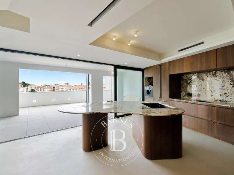 Maison Saint-Jean-de-Luz - 6 chambres - 280m²