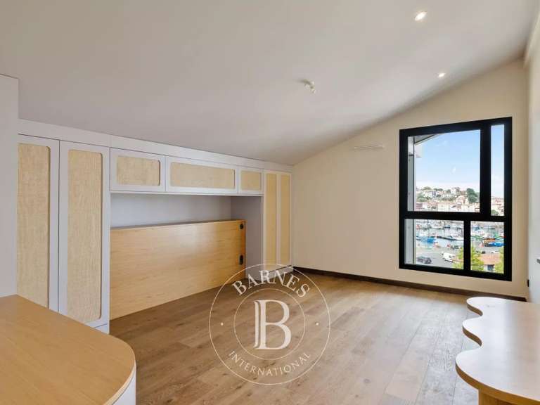 Maison Saint-Jean-de-Luz - 6 chambres - 280m²