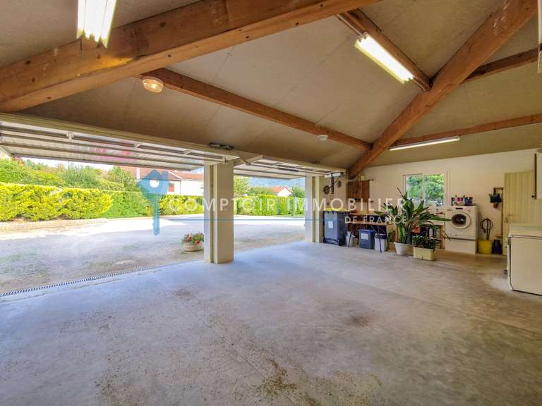 House Saint-Jean-de-Moirans - 4 bedrooms - 197m²