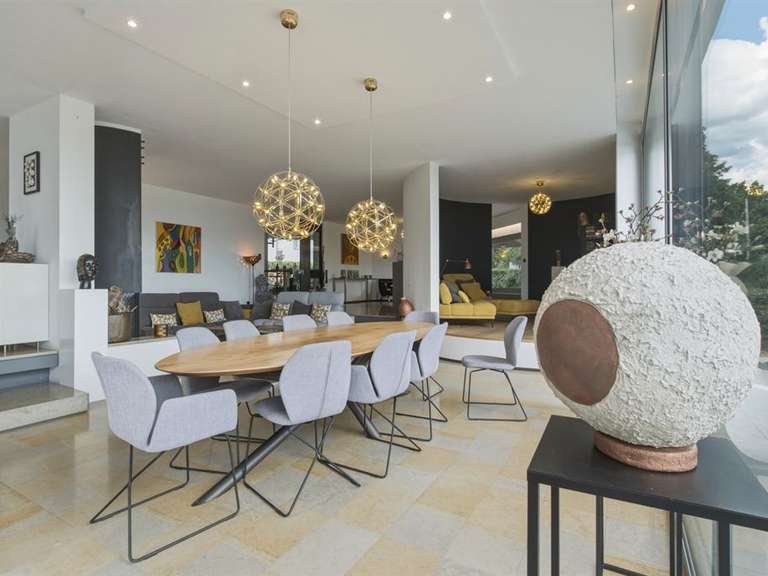 Maison Saint-Jean-de-Moirans - 6 chambres - 457m²