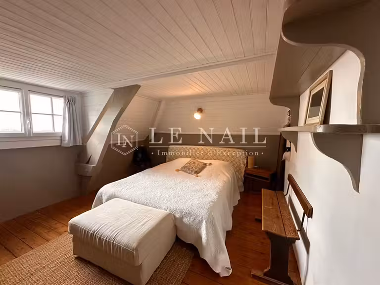 Maison Saint-Jean-de-Monts - 4 chambres - 265m²
