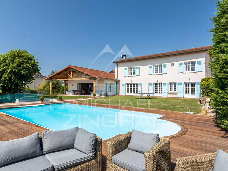 Sale House Saint-Jean-de-Niost - 5 bedrooms