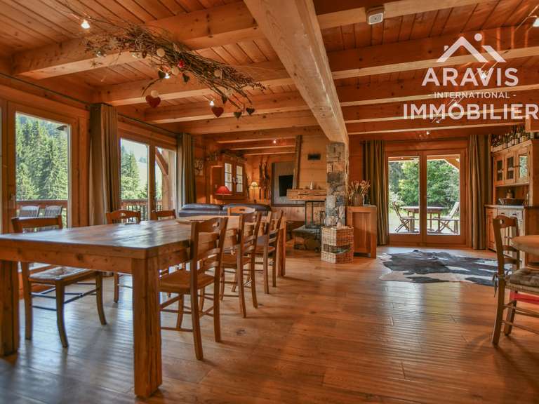 Maison Saint-Jean-de-Sixt - 5 chambres - 185m²