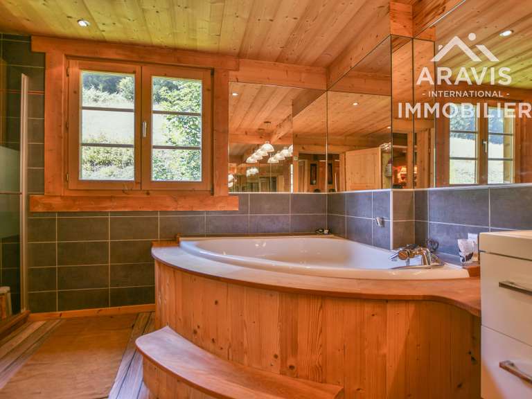 Maison Saint-Jean-de-Sixt - 5 chambres - 185m²