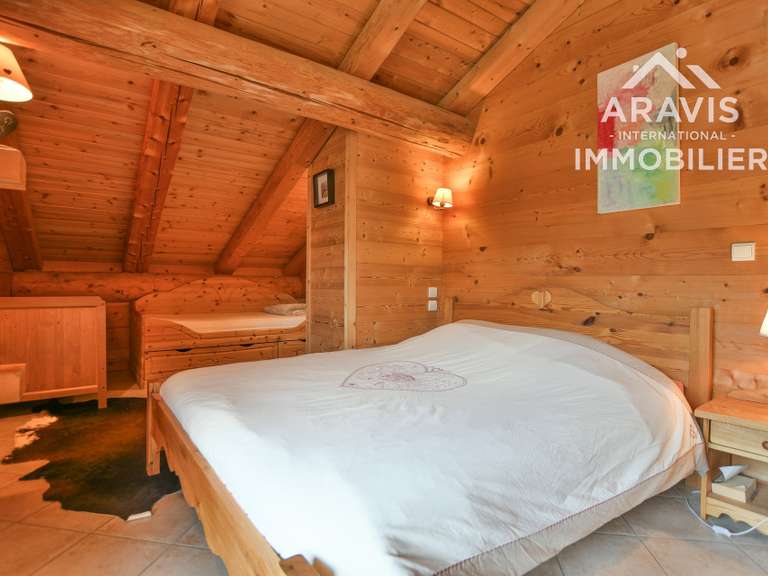 Maison Saint-Jean-de-Sixt - 5 chambres - 185m²