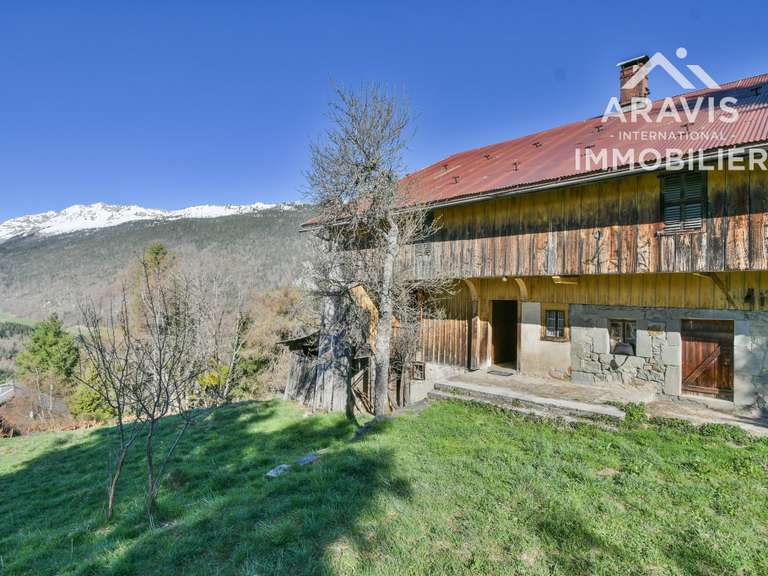 Maison Saint-Jean-de-Sixt - 3 chambres - 326m²