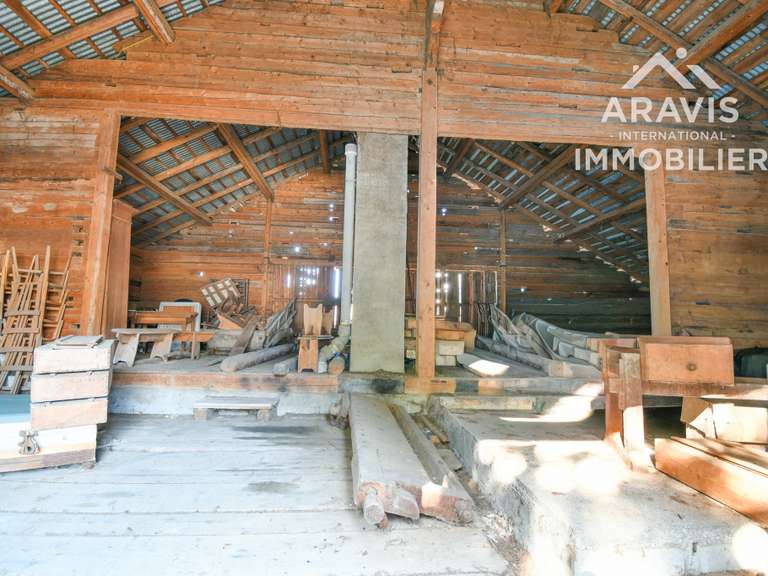 Maison Saint-Jean-de-Sixt - 3 chambres - 326m²