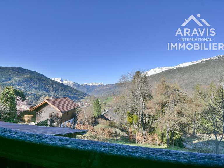 Maison Saint-Jean-de-Sixt - 3 chambres - 326m²