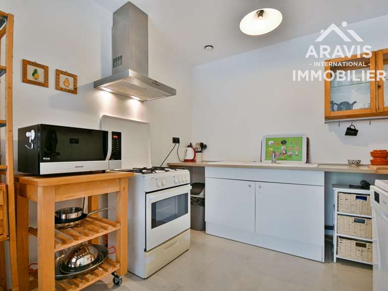 Maison Saint-Jean-de-Sixt - 6 chambres - 283m²