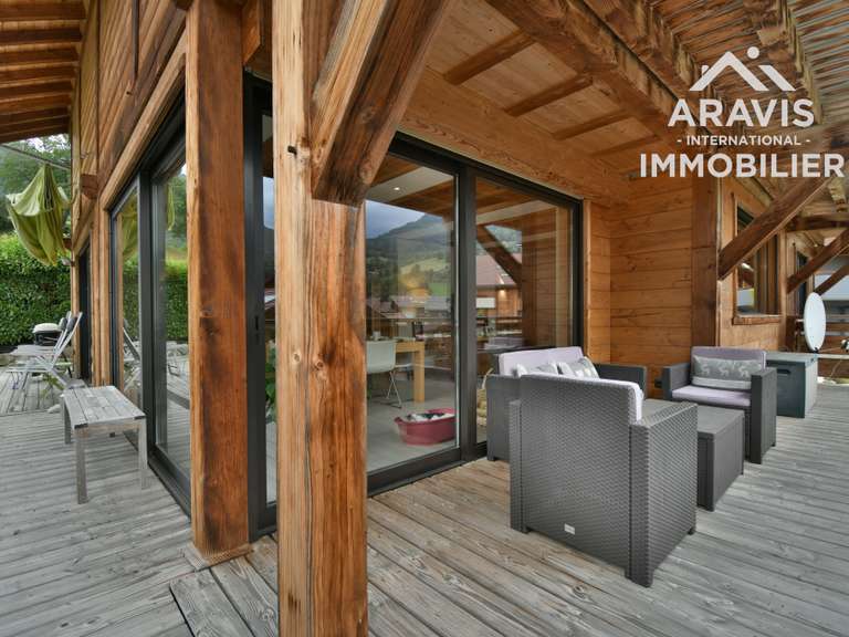 Maison Saint-Jean-de-Sixt - 6 chambres - 283m²