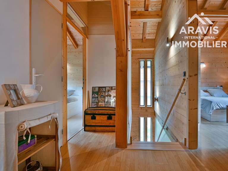 Maison Saint-Jean-de-Sixt - 6 chambres - 283m²