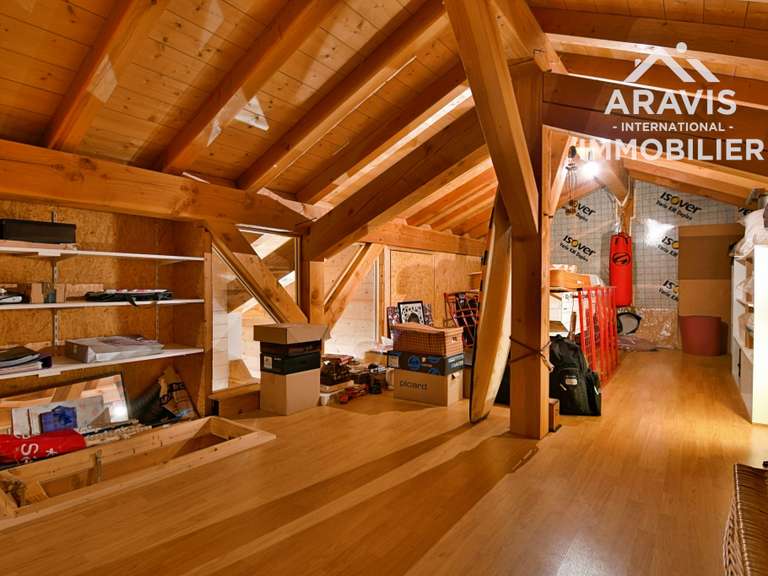 House Saint-Jean-de-Sixt - 6 bedrooms - 283m²