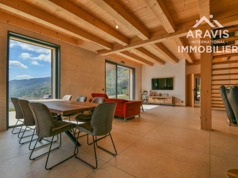 House Saint-Jean-de-Sixt - 5 bedrooms - 206m²