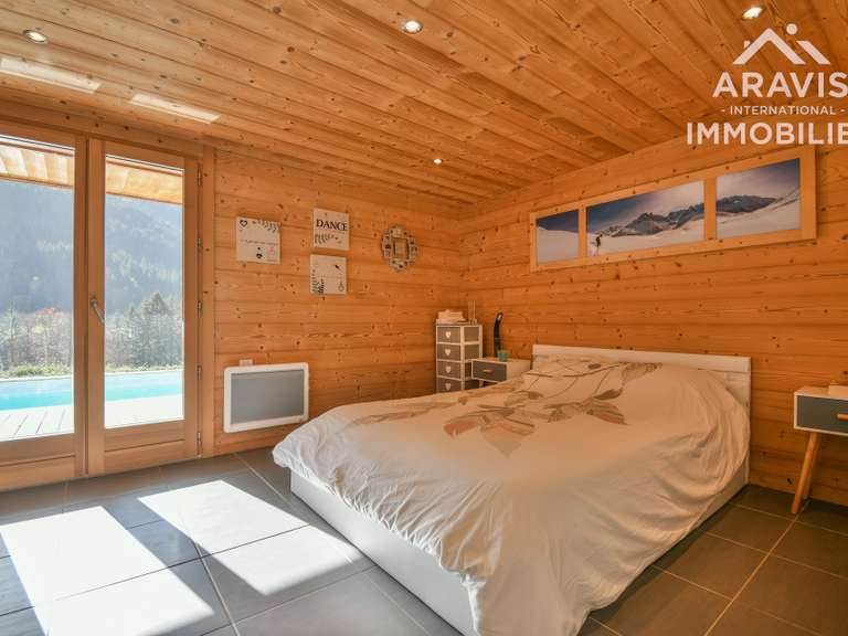 Maison Saint-Jean-de-Sixt - 5 chambres - 250m²