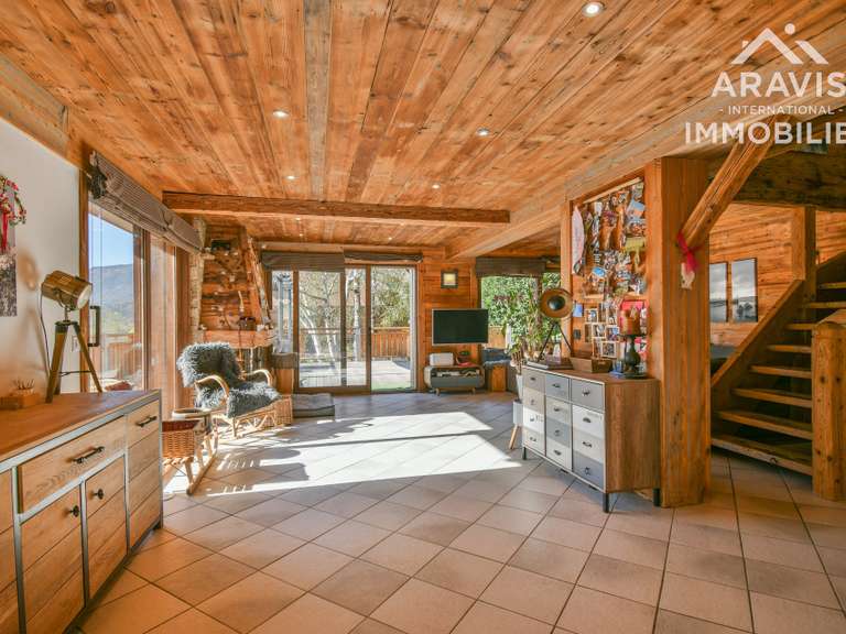 Maison Saint-Jean-de-Sixt - 5 chambres - 250m²