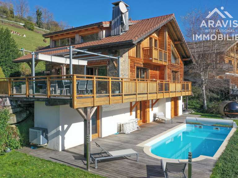 Maison Saint-Jean-de-Sixt - 5 chambres - 250m²