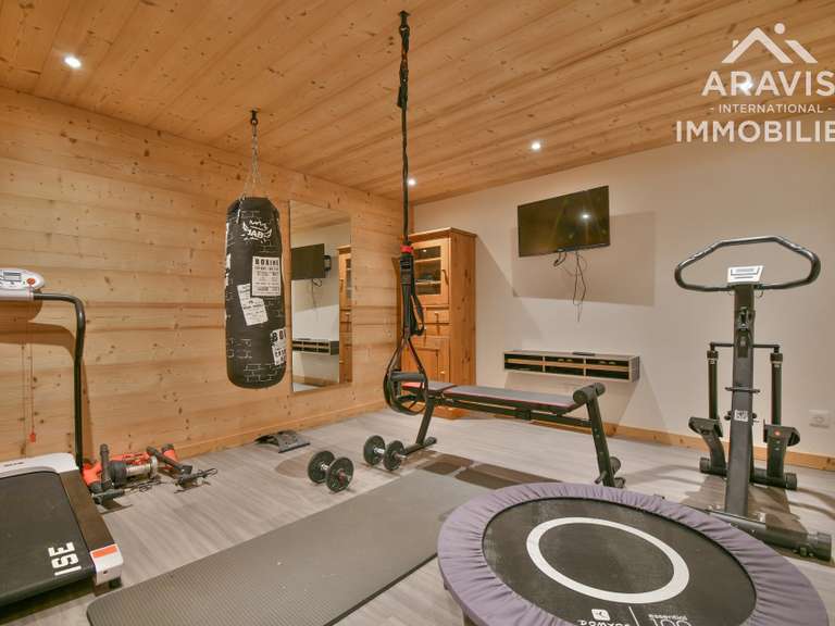Maison Saint-Jean-de-Sixt - 5 chambres - 250m²