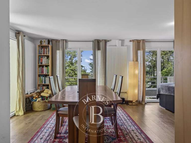 Chalet Saint-Jean-de-Tholome - 3 chambres - 202m²