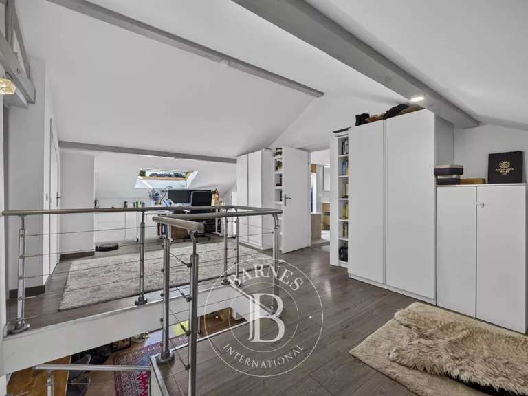 Chalet Saint-Jean-de-Tholome - 3 chambres - 202m²