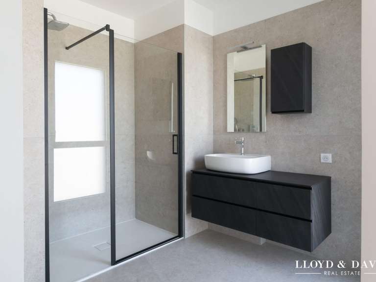 Appartement Saint-Jean-de-Védas - 2 chambres - 84m²