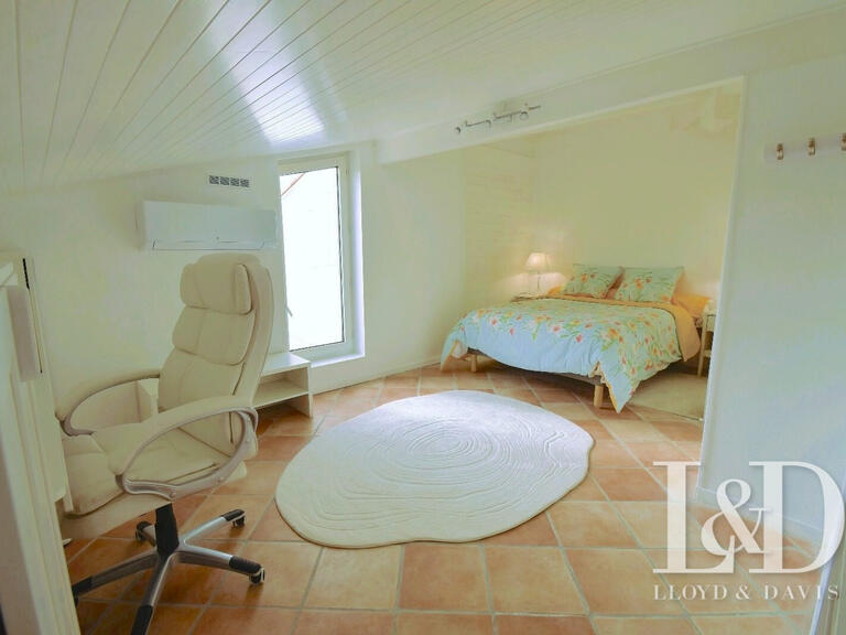 Maison Saint-Jean-de-Védas - 4 chambres - 203m²